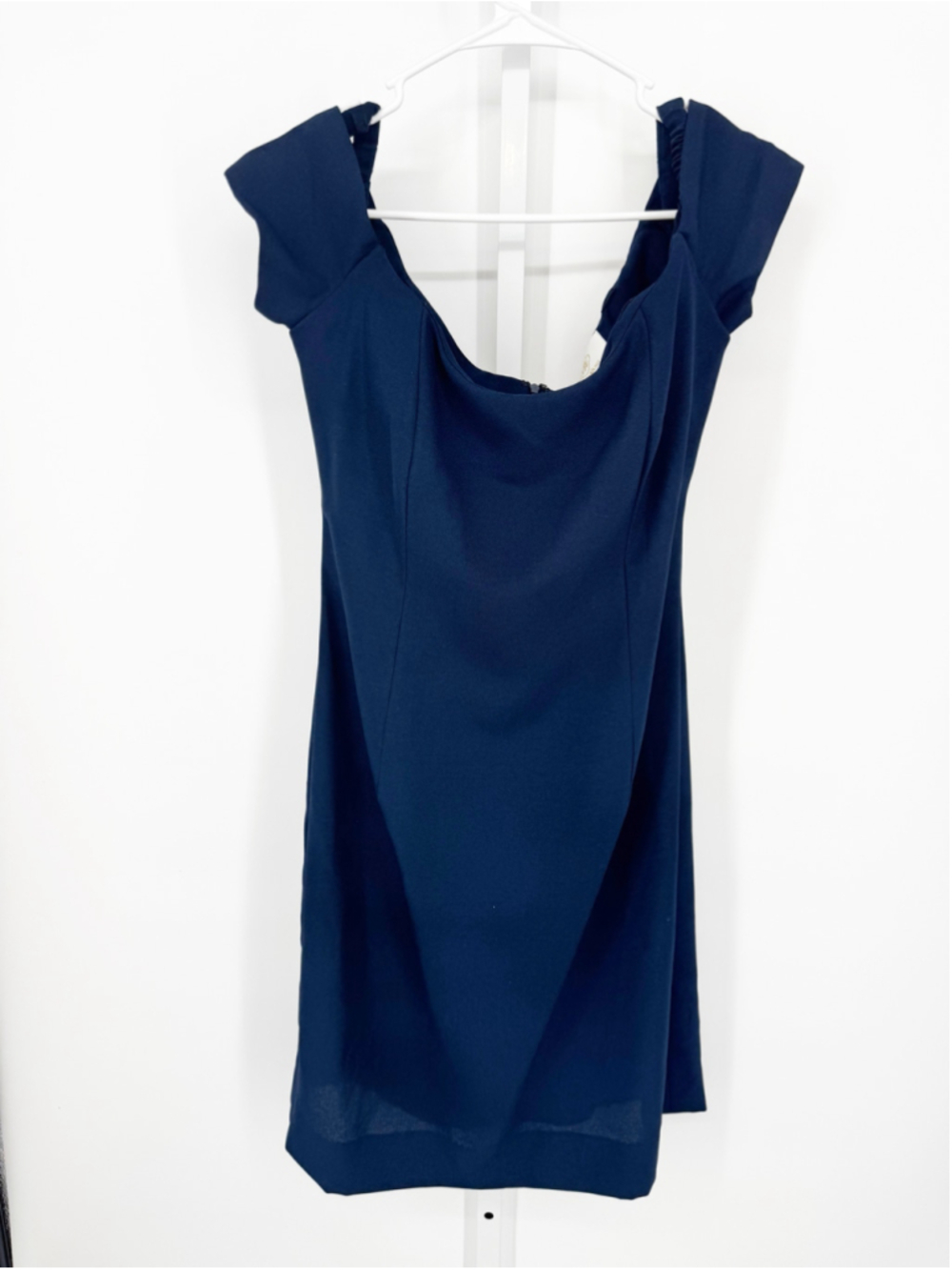 Vera Wang Vintage Off Should Sheath Dress 12